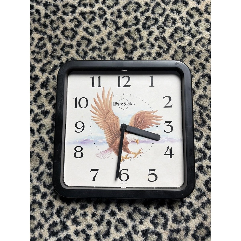 Vintage Elgin‎ Quartz Liberty Society Wall Clock Eagle Patriotic USA Works